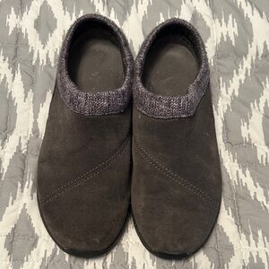 Vionic Black Suede Slip-On Shoes